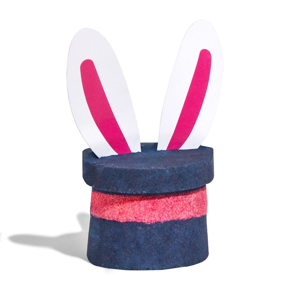 Lush magic rabbit bath bomb